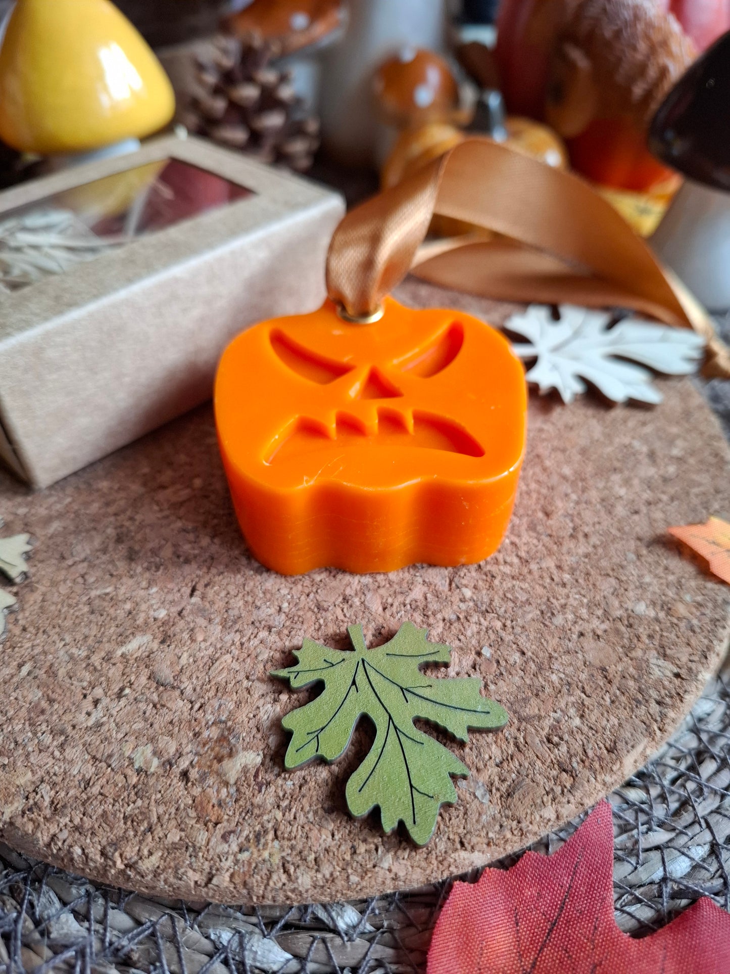 Suspension Parfumée – Citrouille 🎃🍫 Rocher praliné